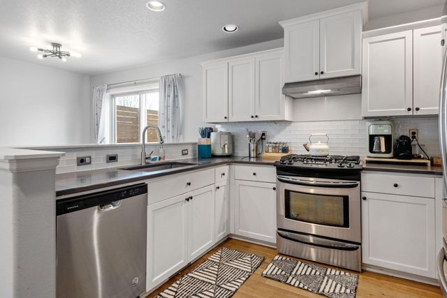 20276 Ellie Lane, Bend, OR 97703