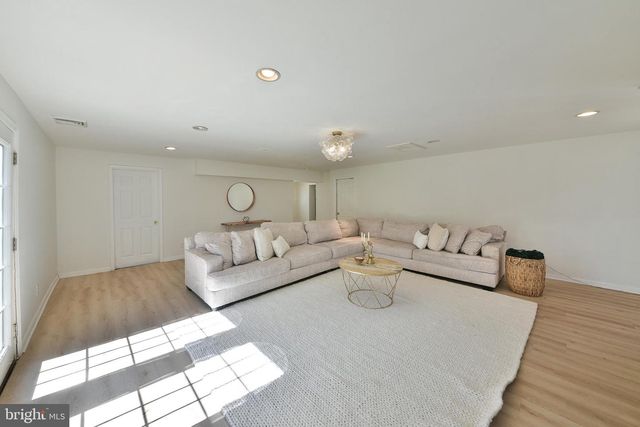 1194 ELBERTA AVE, Bensalem, PA 19020