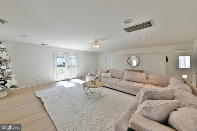 1194 ELBERTA AVE, Bensalem, PA 19020