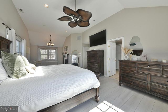 1194 ELBERTA AVE, Bensalem, PA 19020