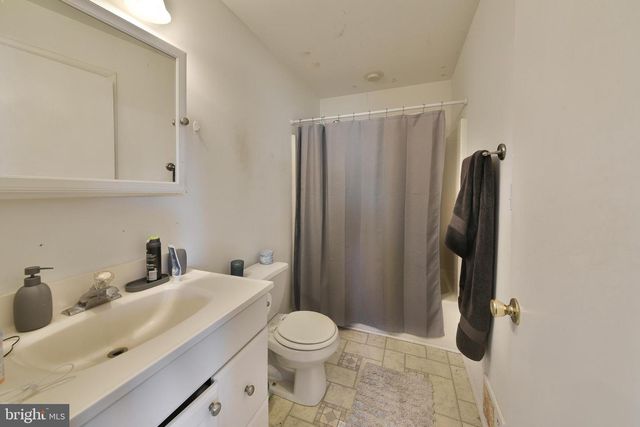 1194 ELBERTA AVE, Bensalem, PA 19020