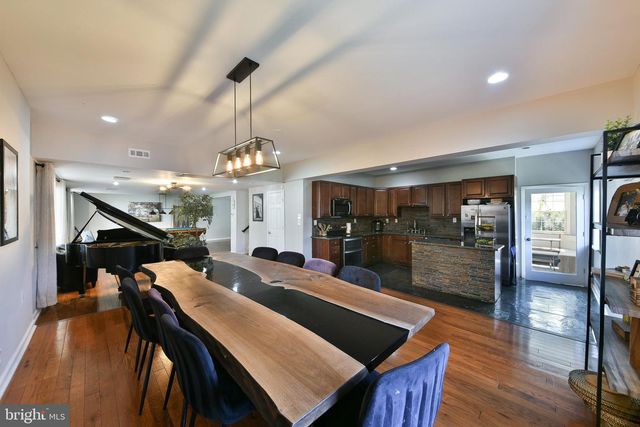 1194 ELBERTA AVE, Bensalem, PA 19020