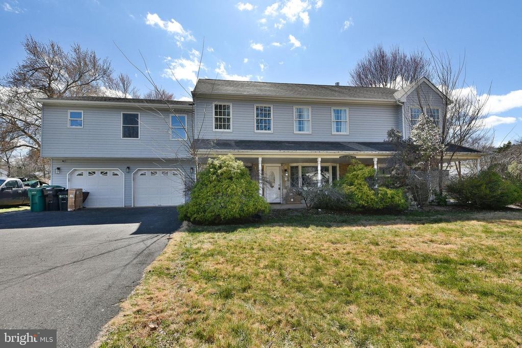 1194 ELBERTA AVE, Bensalem, PA 19020