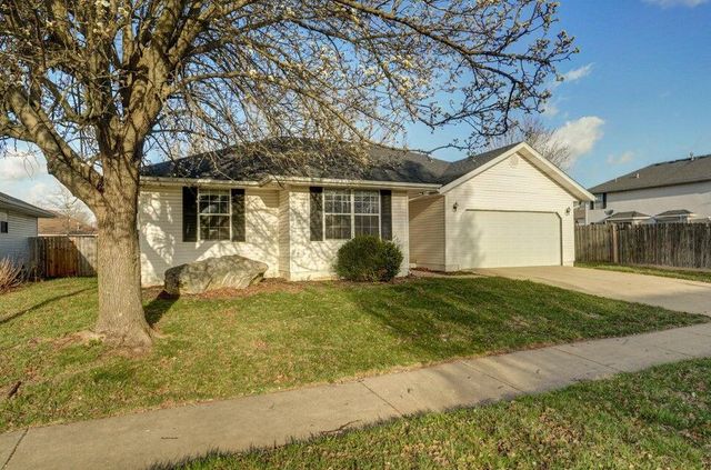 5533 S Walnut Hill Avenue, Springfield, MO 65810