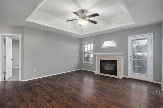 5533 S Walnut Hill Avenue, Springfield, MO 65810