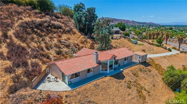 42395 Stetson Avenue, Hemet, CA 92544