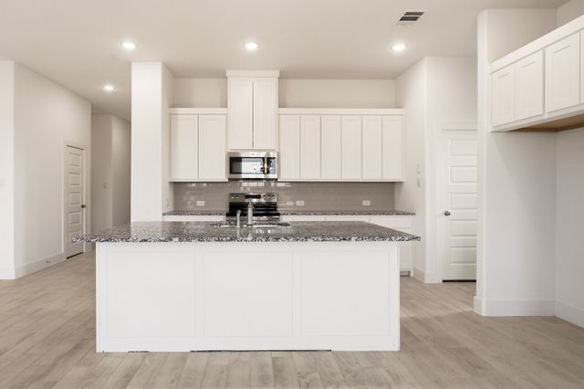 116 Park Hurst Drive, Boyd, TX 76023