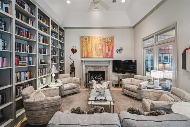 4749 SHADY GROVE RD, Memphis, TN 38117