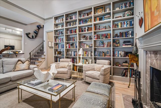 4749 SHADY GROVE RD, Memphis, TN 38117