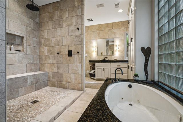 4749 SHADY GROVE RD, Memphis, TN 38117