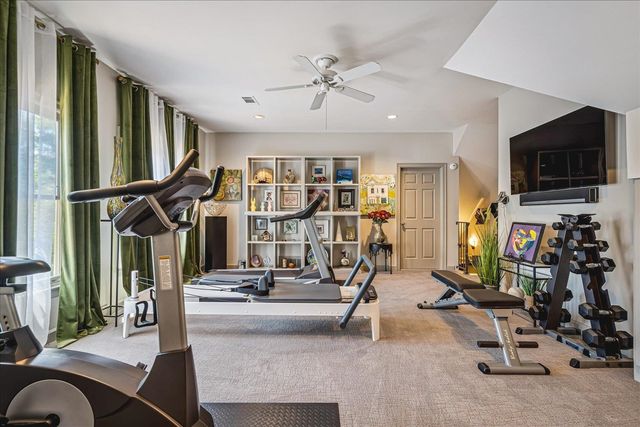 4749 SHADY GROVE RD, Memphis, TN 38117