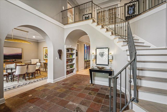 4749 SHADY GROVE RD, Memphis, TN 38117