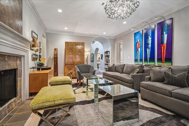 4749 SHADY GROVE RD, Memphis, TN 38117