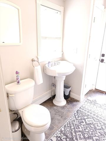 190 Southville Rd 190, Southborough, MA 01772