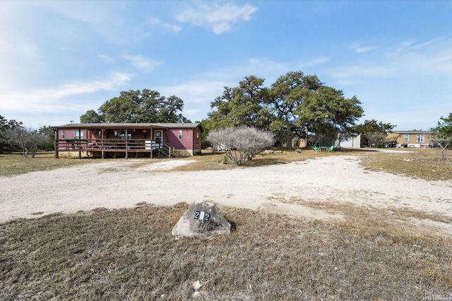 292 private road 1516, Bandera, TX 78003