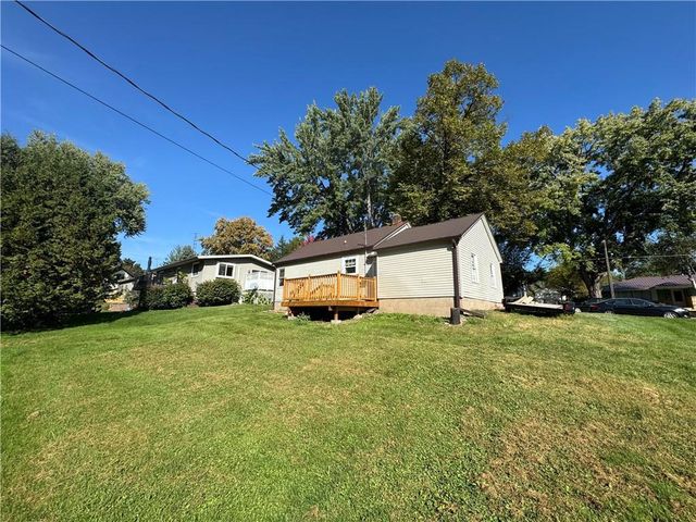 203 S Crocker Avenue, Greenwood, WI 54437