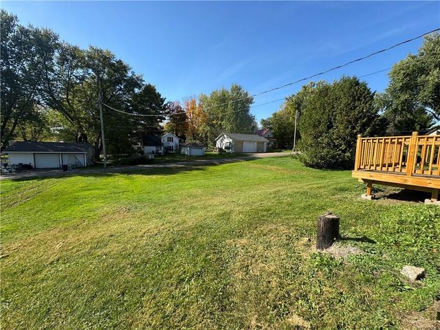 203 S Crocker Avenue, Greenwood, WI 54437