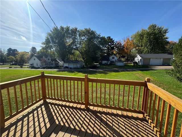 203 S Crocker Avenue, Greenwood, WI 54437