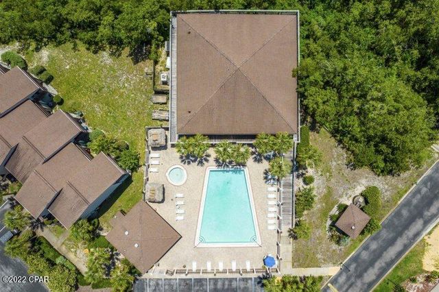 17751 Panama City Beach Parkway 2E, Panama City Beach, FL 32413