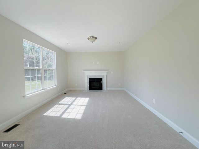 6870 DESALES PL, Hughesville, MD 20637