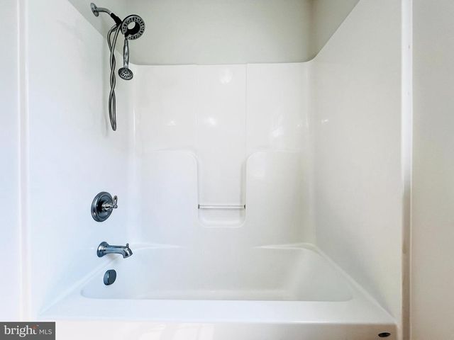 6870 DESALES PL, Hughesville, MD 20637