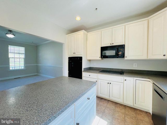 6870 DESALES PL, Hughesville, MD 20637