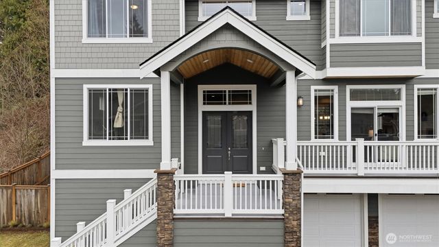 15249 NE Woodland Place, Woodinville, WA 98072