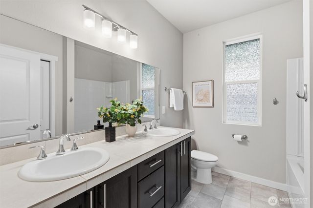 15249 NE Woodland Place, Woodinville, WA 98072