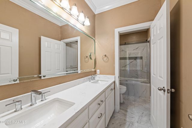476 Nona Street, Breaux Bridge, LA 70517