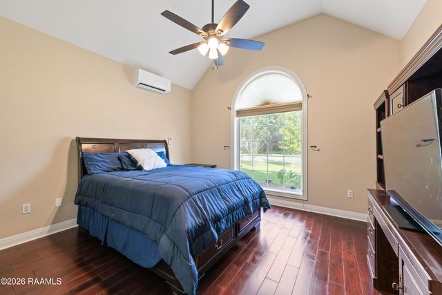 476 Nona Street, Breaux Bridge, LA 70517