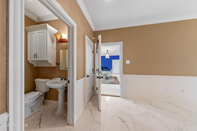 476 Nona Street, Breaux Bridge, LA 70517