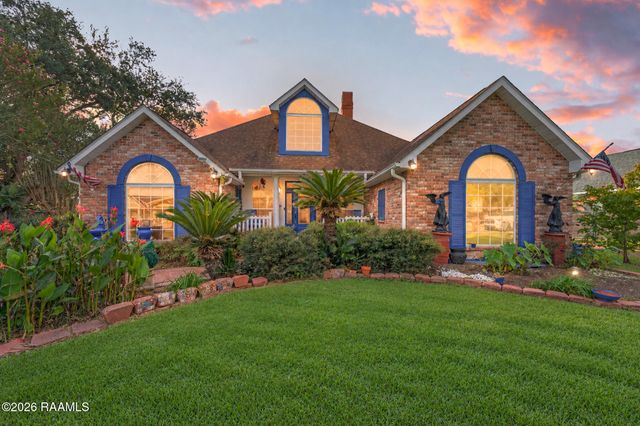476 Nona Street, Breaux Bridge, LA 70517