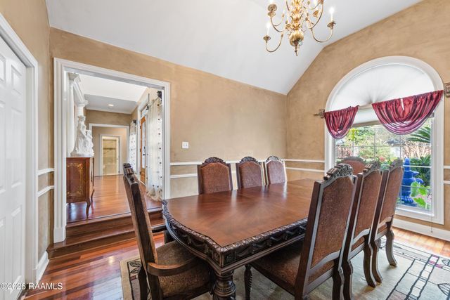 476 Nona Street, Breaux Bridge, LA 70517