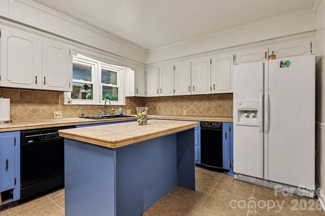 1339 Carmen Lane, Gastonia, NC 28054