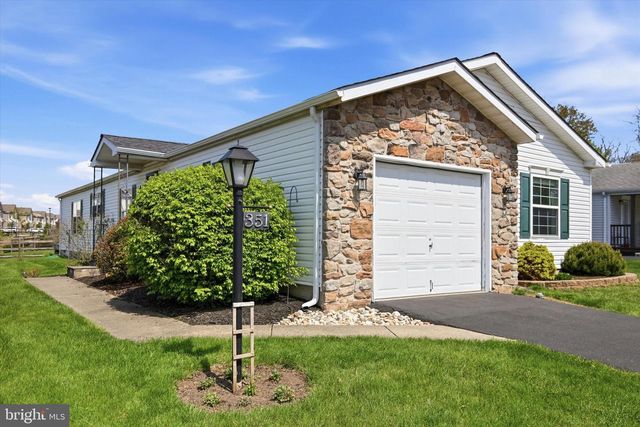 351 FARM LN, North Wales, PA 19454