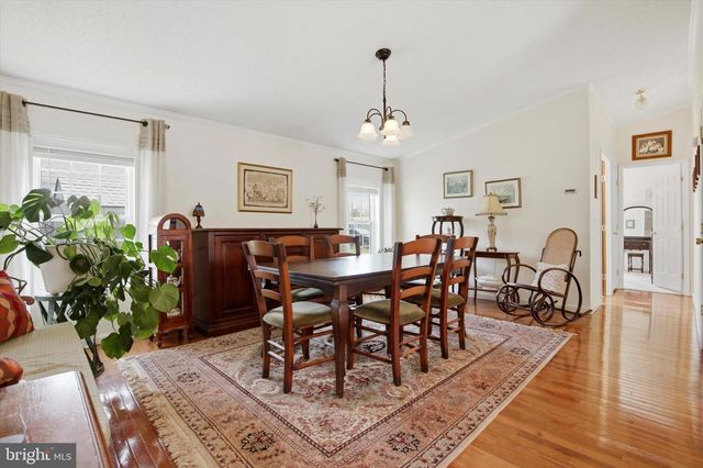 351 FARM LN, North Wales, PA 19454