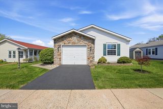 351 FARM LN, North Wales, PA 19454