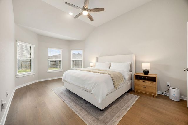 21622 Wave Hollow Drive, Cypress, TX 77433