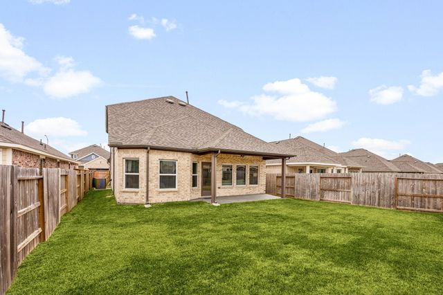 21622 Wave Hollow Drive, Cypress, TX 77433