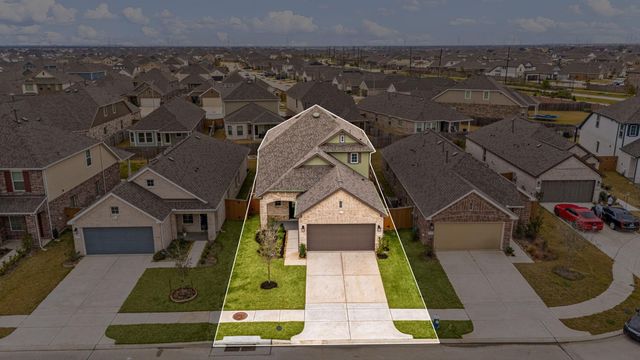 21622 Wave Hollow Drive, Cypress, TX 77433