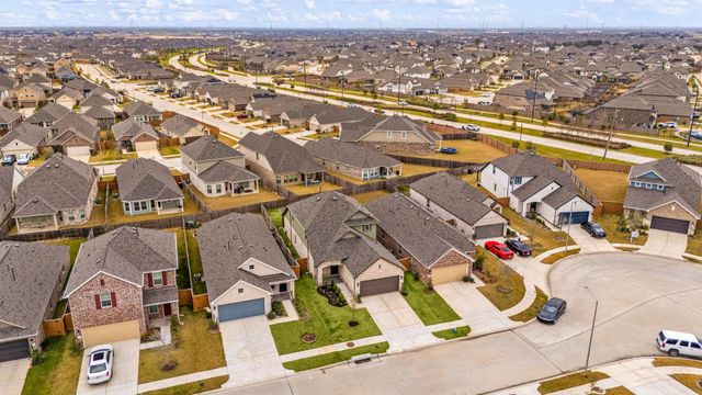 21622 Wave Hollow Drive, Cypress, TX 77433