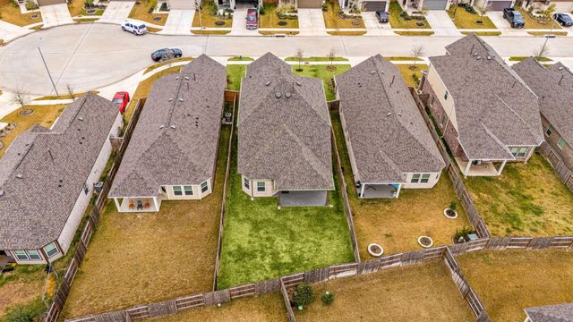 21622 Wave Hollow Drive, Cypress, TX 77433