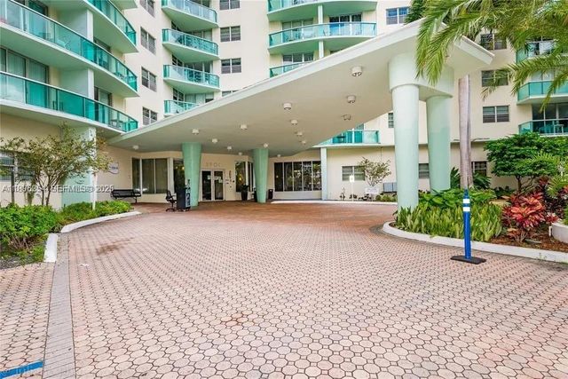 3901 S Ocean Drive 2H, Hollywood, FL 33019