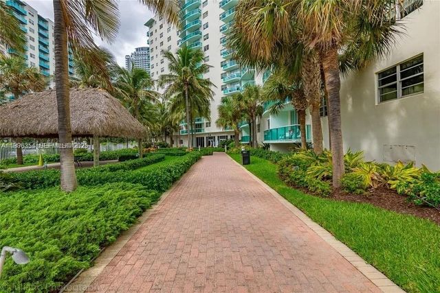 3901 S Ocean Drive 2H, Hollywood, FL 33019