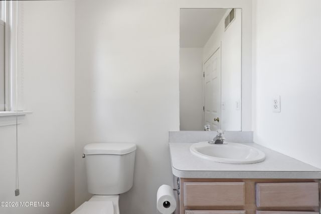 1240 8th Avenue, Toms River, NJ 08757