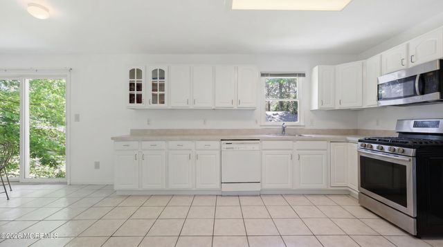 1240 8th Avenue, Toms River, NJ 08757