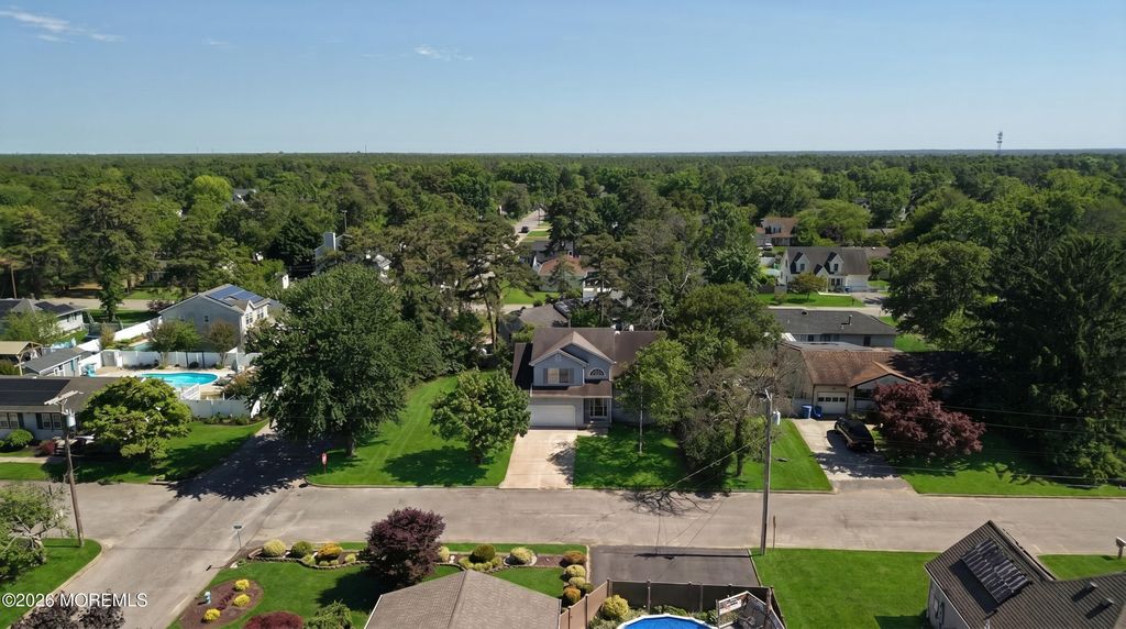 1240 8th Avenue, Toms River, NJ 08757