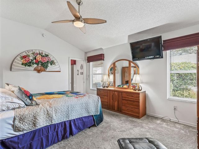 17835 SE 88TH GRIMBALL AVENUE, The Villages, FL 32162