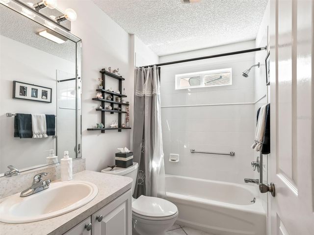 17835 SE 88TH GRIMBALL AVENUE, The Villages, FL 32162