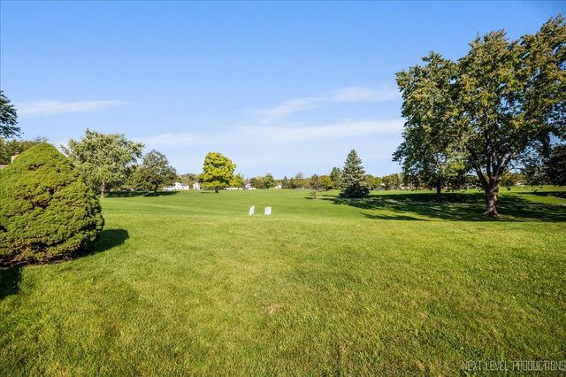 5628 Crestwood Road, Matteson, IL 60443